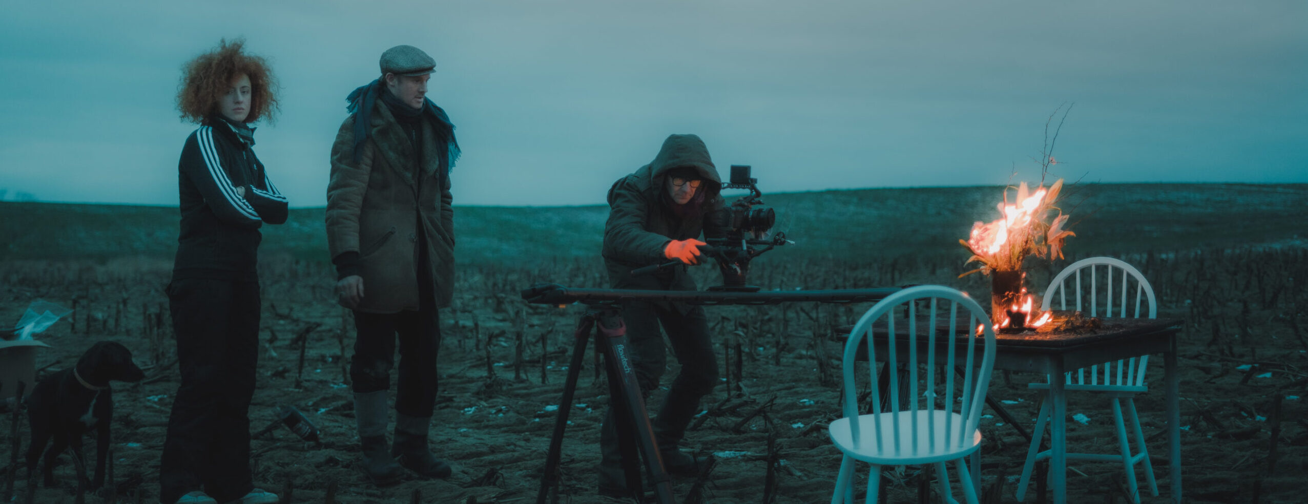 Setfoto Musikvideodreh auf freiem Feld